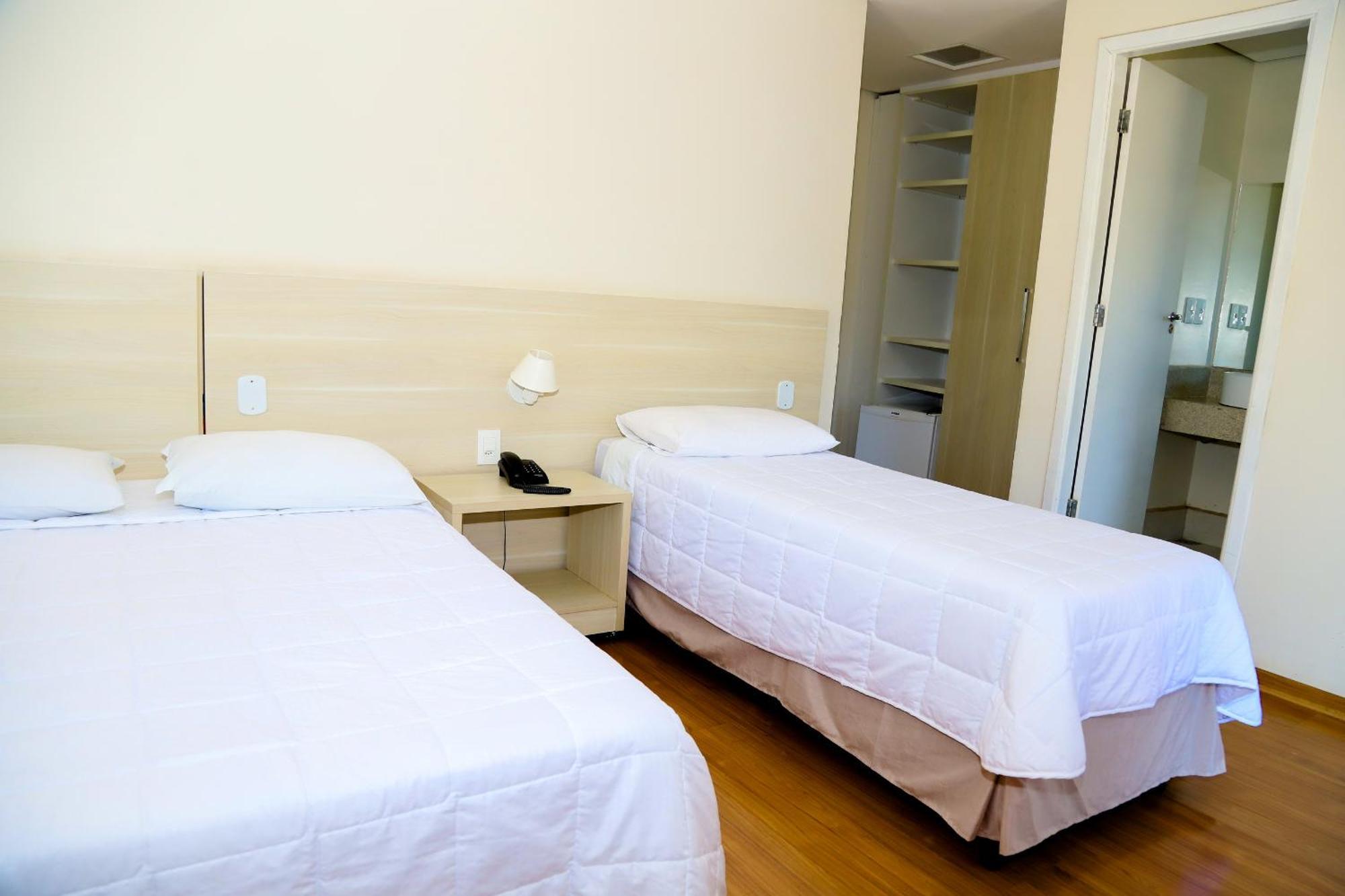 Voa Hotel Rezende ลัมบารี ภายนอก รูปภาพ