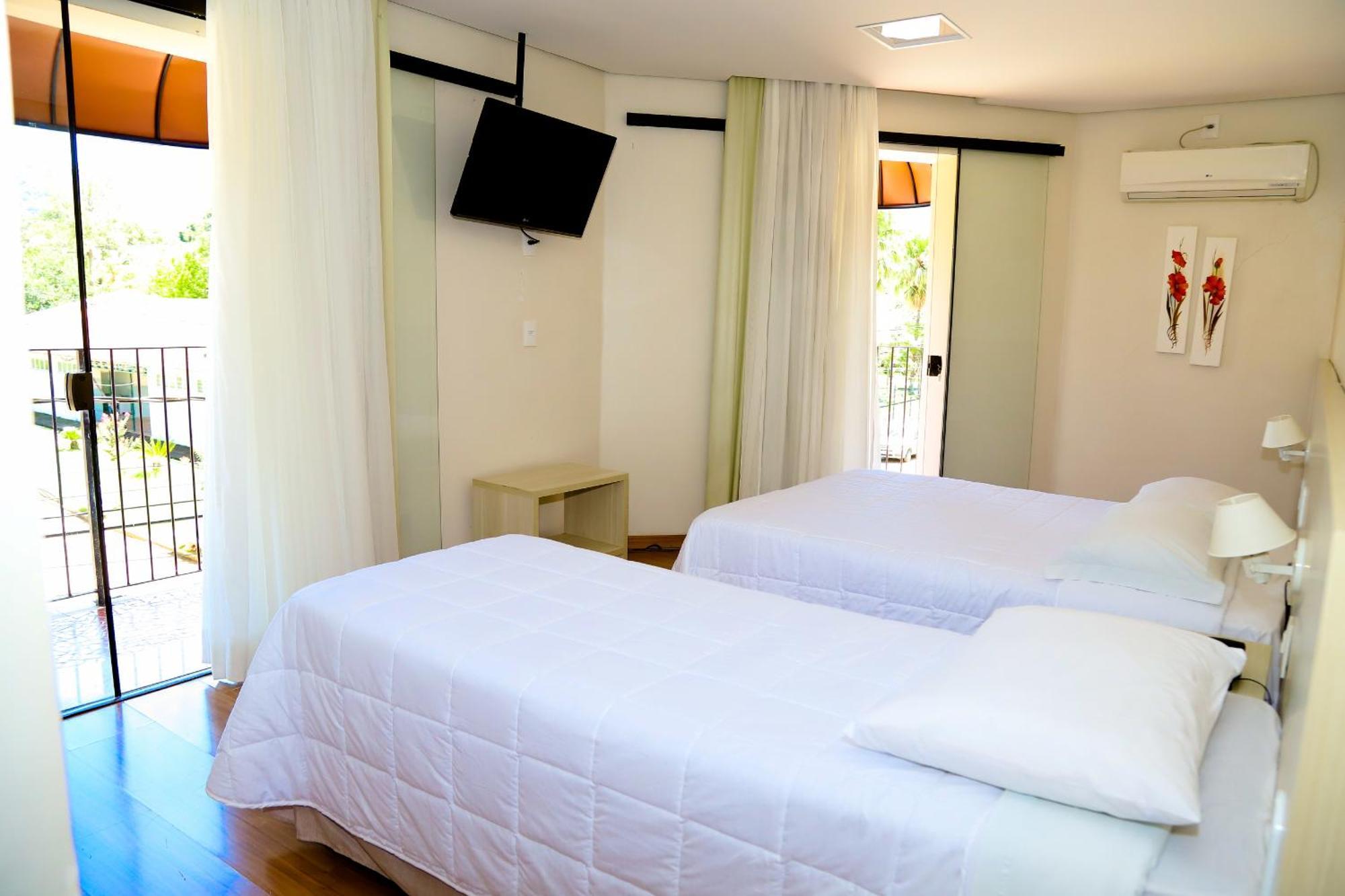 Voa Hotel Rezende ลัมบารี ภายนอก รูปภาพ